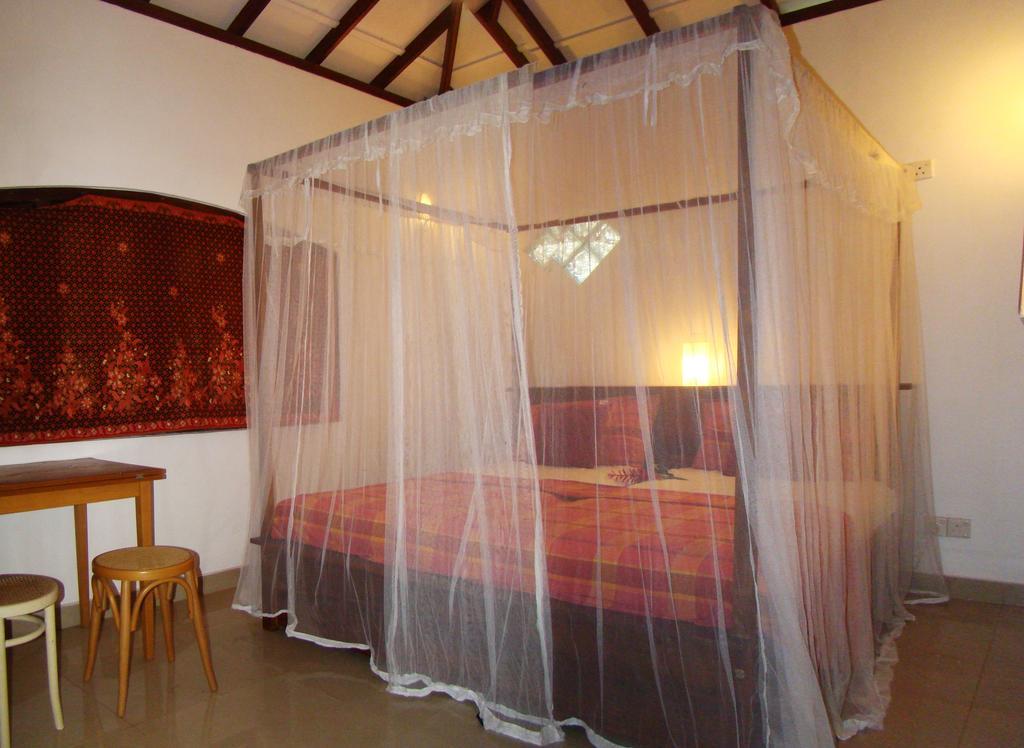 Villa Garden Haven Hikkaduwa Habitación foto